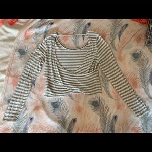 Super cute open back Aerie cropped shirt